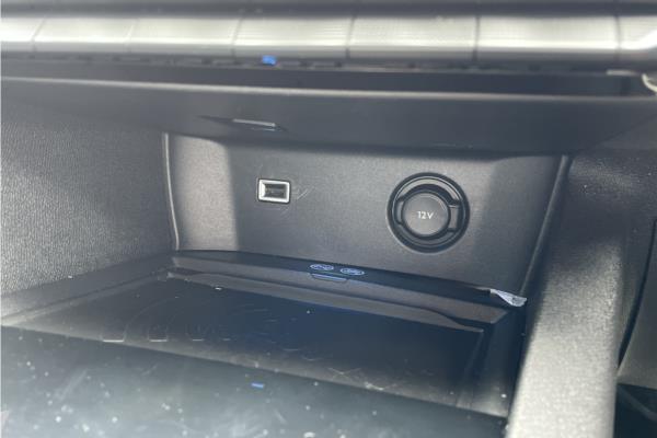 Non Franchise 2019 Peugeot 3008 1.5 BlueHDi GT Line SUV 5dr Diesel Manual Euro 6 (s/s) (130 ps) - Fabic - Cloth, photo 37