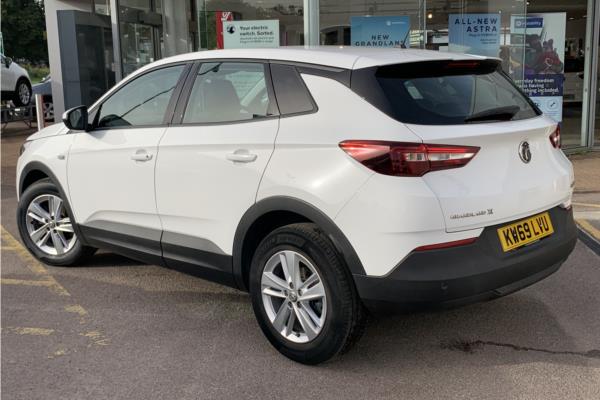 2019 Vauxhall Grandland X 1.2 Turbo GPF SE SUV 5dr Petrol Manual Euro 6 (s/s) (130 ps) - Cloth, photo 6