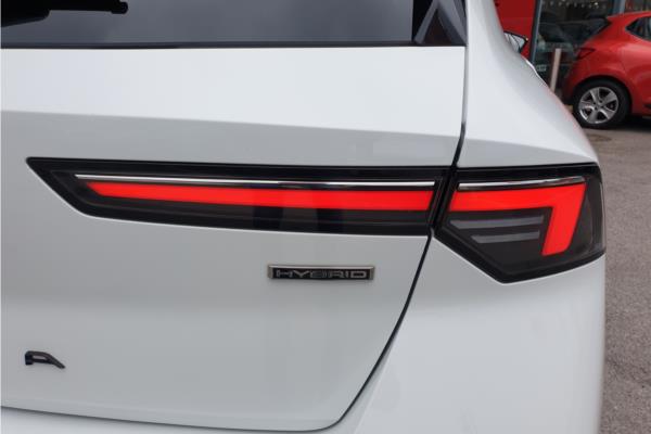 2023 Vauxhall Astra 1.6 PiH 12.4kWh GS Hatchback 5dr Petrol Plug-in Hybrid Auto Euro 6 (s/s) (180 ps) - Interior trim material, Greta cloth, Jet Black, photo 37
