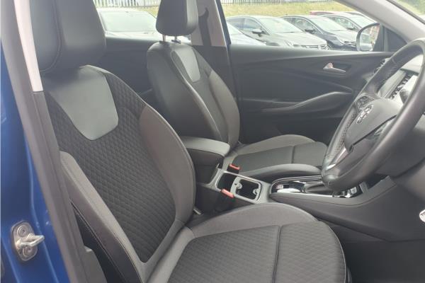 2019 Vauxhall Grandland X 1.2 Turbo GPF Sport Nav SUV 5dr Petrol Auto Euro 6 (s/s) (130 ps) - Cloth, photo 34