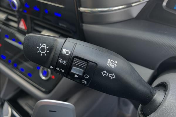 Non Franchise 2021 Hyundai IONIQ 1.6 h-GDi Premium Hatchback 5dr Petrol Hybrid DCT Euro 6 (s/s) (141 ps) - Fabic - Cloth, photo 27
