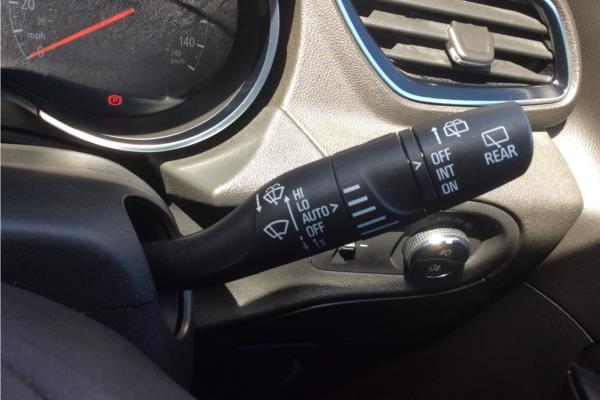 2020 Vauxhall Grandland X 1.6 13.2kWh Elite Nav SUV 5dr Petrol Plug-in Hybrid Auto 4WD Euro 6 (s/s) Hybrid4 (300 ps) - Leather, photo 27
