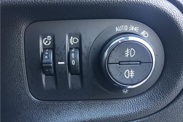 2018 VAUXHALL GRANDLAND - Harlekin Black, photo 21