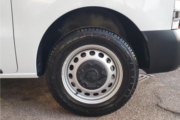 2024 Vauxhall Vivaro-e 3100 75kWh Dynamic Auto L1 H1 6dr (7.4kW Charger) - Curtiba Grey, photo 19