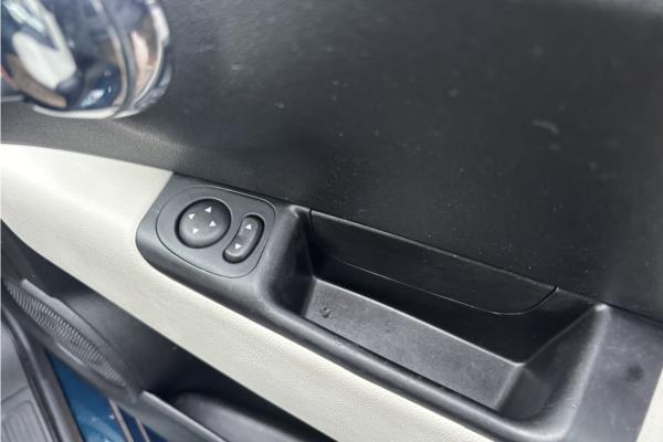 Non Franchise 2023 Fiat 500 1.0 MHEV Dolcevita Hatchback 3dr Petrol Manual Euro 6 (s/s) (70 bhp) - Fabic - Cloth, photo 22