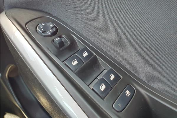 2019 Vauxhall Grandland X 1.2 Turbo SE SUV 5dr Petrol Auto 8Spd Euro 6 (s/s) (130 ps) - Cloth, photo 22