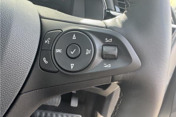 2024 Vauxhall Corsa-e 50kWh Elite Premium Hatchback 5dr Electric Auto (136 ps) - Captain Blue/Mistral Cloth/Leather effect, photo 19