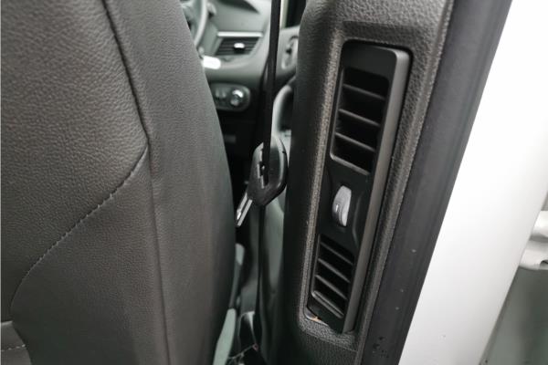 2017 Vauxhall Zafira Tourer 1.4i Turbo SRi Nav MPV 5dr Petrol Auto Euro 6 (140 ps) - Leather, photo 39