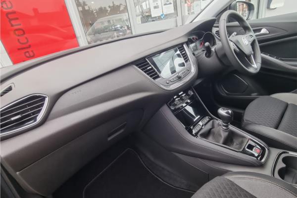 2019 Vauxhall Grandland X 1.2 Turbo Sport Nav SUV 5dr Petrol Manual (s/s) (130 ps) - Cloth, photo 15
