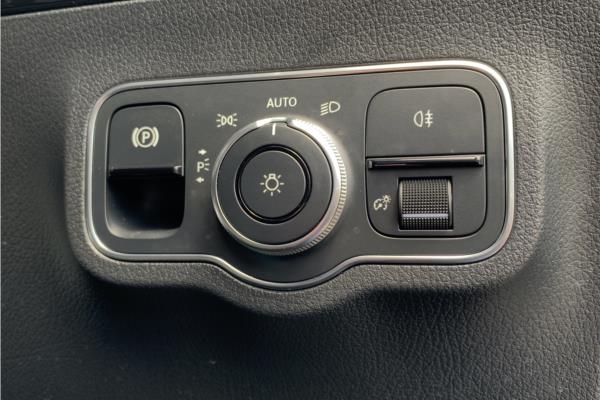 Non Franchise 2020 Mercedes-Benz B Class 1.3 B180 AMG Line (Executive) MPV 5dr Petrol 7G-DCT Euro 6 (s/s) (136 ps) - Fabic - Cloth, photo 21