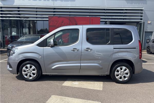 2021 Vauxhall Combo Life 1.2 Turbo SE MPV 5dr Petrol Auto Euro 6 (s/s) (130 ps) - Cloth, photo 5