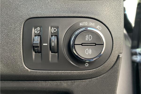 2020 Vauxhall Crossland X 1.2 Turbo Elite SUV 5dr Petrol Auto Euro 6 (s/s) (130 ps) - Cloth, photo 21