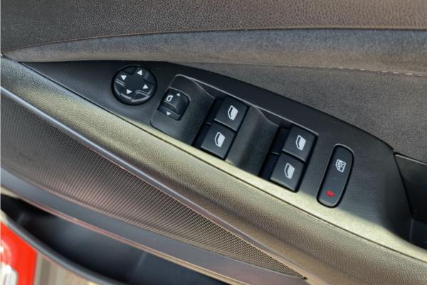 2022 Vauxhall Crossland 1.2 Turbo Ultimate SUV 5dr Petrol Auto Euro 6 (s/s) (130 ps) - Cloth/Alcantara, photo 22