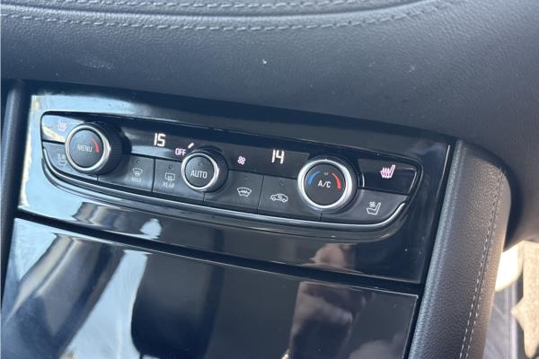 2021 Vauxhall Grandland X 1.6 13.2kWh Elite Nav SUV 5dr Petrol Plug-in Hybrid Auto 4WD Euro 6 (s/s) Hybrid4 (300 ps) - Leather, photo 16