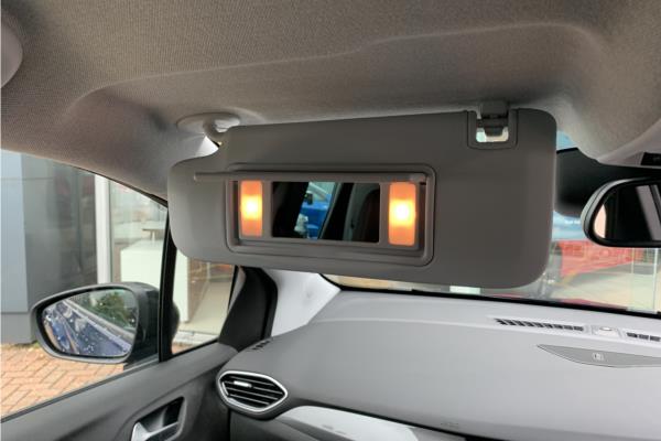 2021 Vauxhall Crossland 1.2 Turbo Elite SUV 5dr Petrol Auto Euro 6 (s/s) (130 ps) - Cloth, photo 30