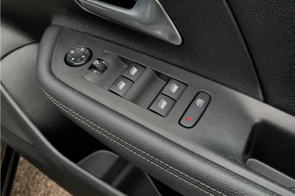 2021 Vauxhall Mokka 1.2 Turbo SRi Nav Premium SUV 5dr Petrol Auto Euro 6 (s/s) (130 ps) - Cloth, photo 22