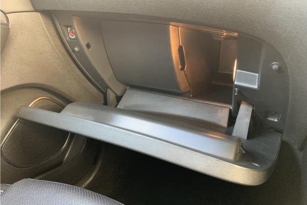 2020 Vauxhall Grandland X 1.6 13.2kWh Business Edition Nav Premium SUV 5dr Petrol Plug-in Hybrid Auto 4WD Euro 6 (s/s) Hybrid4 (300 ps) - Leather, photo 26