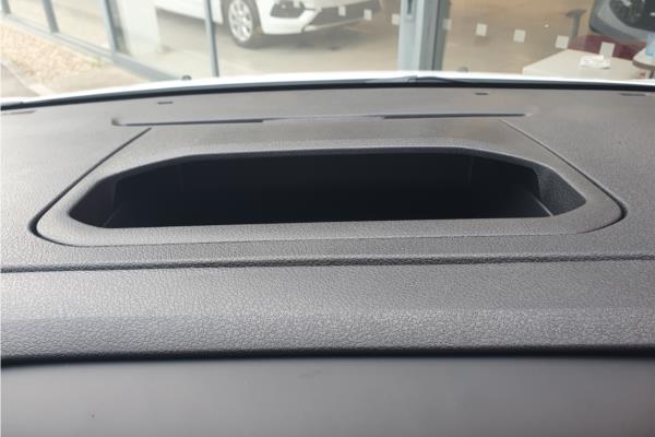 2023 Vauxhall Vivaro-e Life - Curitiba Triton, photo 40