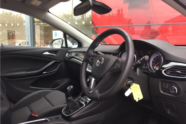 2019 Vauxhall Astra 5Dr 1.4T 150ps Griffin - Cloth Sienna/Jet Blk, photo 12