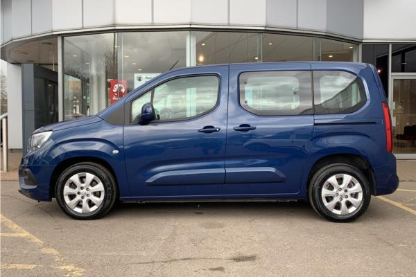 2020 Vauxhall Combo Life 1.2 Turbo GPF Energy MPV 5dr Petrol Manual Euro 6 (s/s) (7 Seat) (110 ps) - Cloth, photo 5