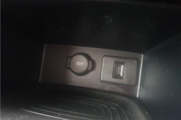 2020 Vauxhall Grandland X 1.2 Turbo SRi Nav SUV 5dr Petrol Auto Euro 6 (s/s) (130 ps) - Cloth, photo 37