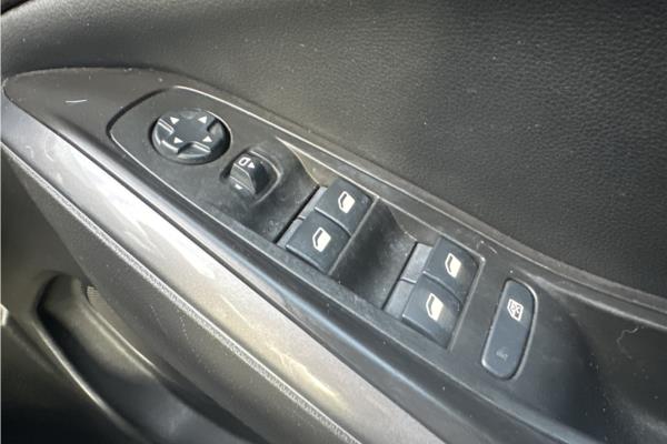 2020 Vauxhall Grandland X 1.2 Turbo SRi Nav SUV 5dr Petrol Auto Euro 6 (s/s) (130 ps) - Berson Black, photo 23