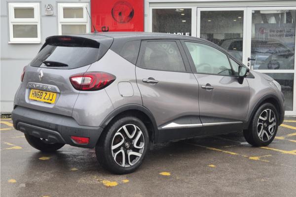 Non Franchise 2018 Renault Captur 0.9 TCe ENERGY Iconic SUV 5dr Petrol Manual Euro 6 (s/s) (90 ps) - Fabic - Cloth, photo 8