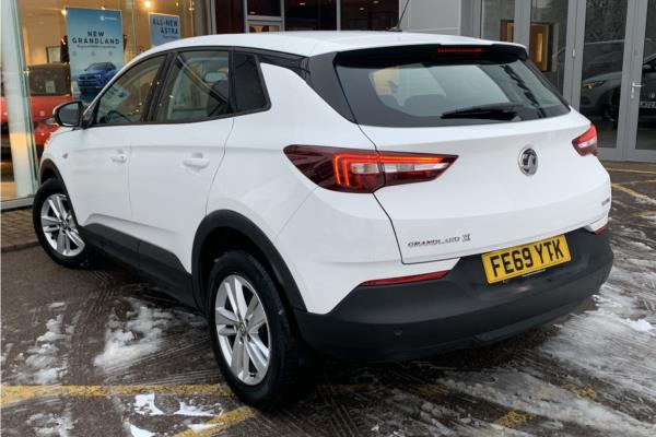 2019 Vauxhall Grandland X 1.2 Turbo GPF SE SUV 5dr Petrol Manual Euro 6 (s/s) (130 ps) - Cloth, photo 6