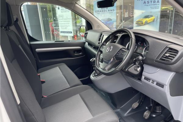 2022 Vauxhall Vivaro 2.0 Turbo D 3100 Elite Crew Van 5dr Diesel Manual Euro 6 (s/s) (145 ps) - Cloth, photo 12