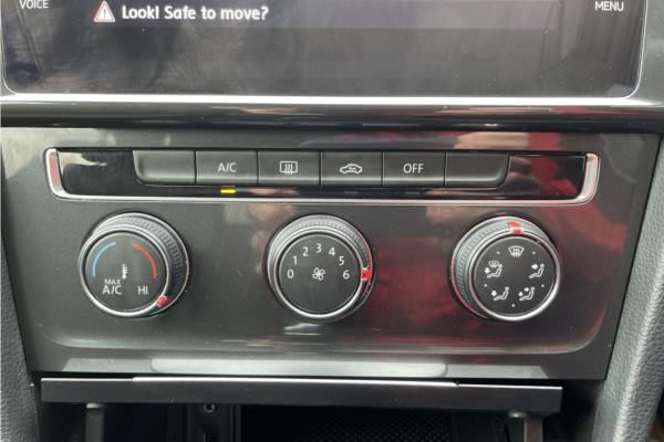 Non Franchise 2018 Volkswagen Golf 1.0 TSI SE Hatchback 5dr Petrol Manual Euro 6 (s/s) (115 ps) - Fabic - Cloth, photo 16