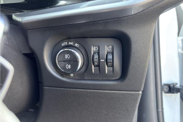 2022 Vauxhall Mokka 1.2 Turbo Elite Edition SUV 5dr Petrol Manual Euro 6 (s/s) (100 ps) - Black Jasmin Lt, photo 21