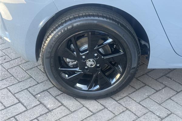 2025 Vauxhall Corsa-e 50kWh Yes Hatchback 5dr Electric Auto (136 ps) - Red Banda Fabr, photo 45