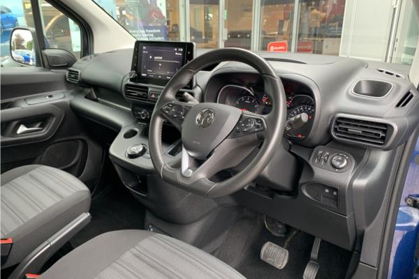 2021 Vauxhall Combo Life 1.2 Turbo SE MPV 5dr Petrol Auto Euro 6 (s/s) (130 ps) - Cloth, photo 12