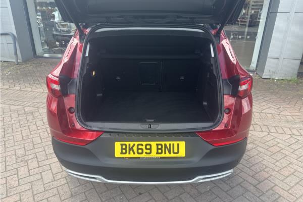 2020 Vauxhall Grandland X 1.6 13.2kWh Ultimate Nav SUV 5dr Petrol Plug-in Hybrid Auto 4WD Euro 6 (s/s) Hybrid4 (300 ps) - Leather, photo 14