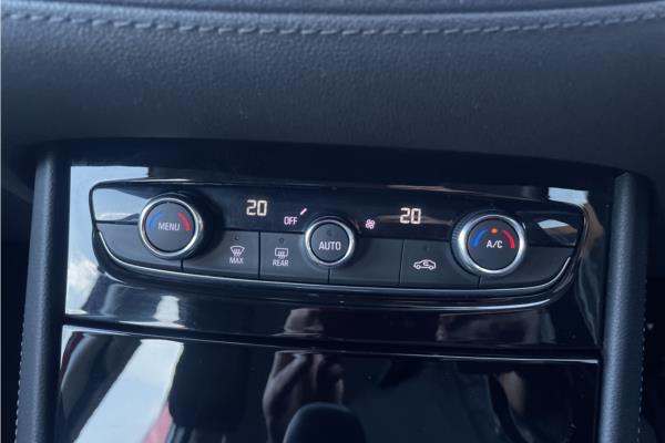 2019 Vauxhall Grandland X 1.2 Turbo SE SUV 5dr Petrol Auto 8Spd Euro 6 (s/s) (130 ps) - Cloth, photo 16