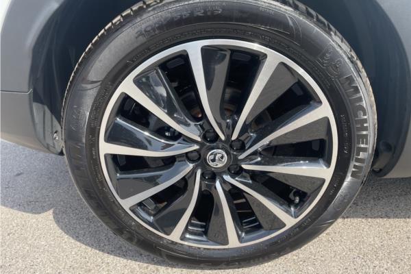 2020 Vauxhall Grandland X 1.6 13.2kWh Ultimate Nav SUV 5dr Petrol Plug-in Hybrid Auto 4WD Euro 6 (s/s) Hybrid4 (300 ps) - Berson Black, photo 20