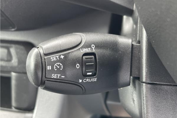 2020 Vauxhall Vivaro 1.5 Turbo D 2900 Dynamic Panel Van 6dr Diesel Manual L2 Euro 6 (s/s) (100 ps) - Cloth, photo 18