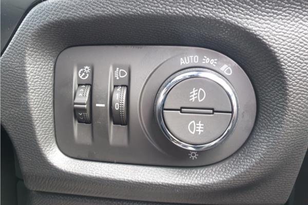 2024 Vauxhall Corsa 1.2 GS Hatchback 5dr Petrol Manual Euro 6 (75 ps) - Banda Marvel Bl, photo 21