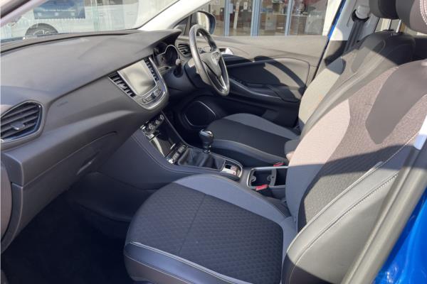 2018 Vauxhall Grandland X 1.2 Turbo Sport Nav SUV 5dr Petrol Manual (s/s) (130 ps) - Cloth, photo 15