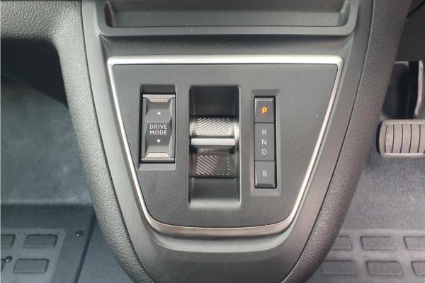 2023 Vauxhall Vivaro-e Life - Curitiba Triton, photo 30