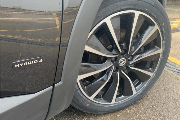 2020 Vauxhall Grandland X 1.6 13.2kWh Business Edition Nav Premium SUV 5dr Petrol Plug-in Hybrid Auto 4WD Euro 6 (s/s) Hybrid4 (300 ps) - Cloth/Leather, photo 19