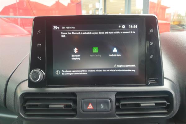 2021 Vauxhall Combo Life 1.2 Turbo SE MPV 5dr Petrol Auto Euro 6 (s/s) (130 ps) - Cloth, photo 23