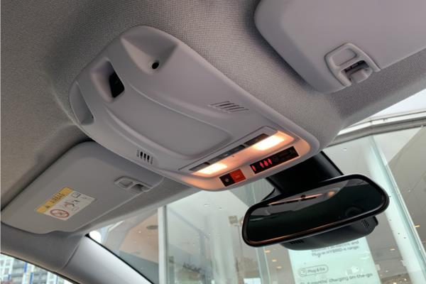 2021 Vauxhall Crossland 1.2 Turbo Elite SUV 5dr Petrol Auto Euro 6 (s/s) (130 ps) - Cloth, photo 25