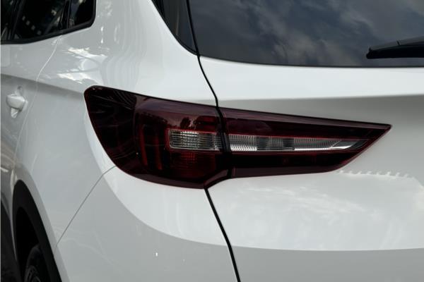 2021 Vauxhall Grandland X 1.2 Turbo SRi Nav SUV 5dr Petrol Auto Euro 6 (s/s) (130 ps) - Cloth, photo 37