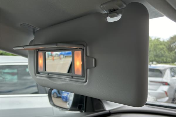 2021 Vauxhall Grandland X 1.2 Turbo SRi Nav SUV 5dr Petrol Auto Euro 6 (s/s) (130 ps) - Cloth, photo 30