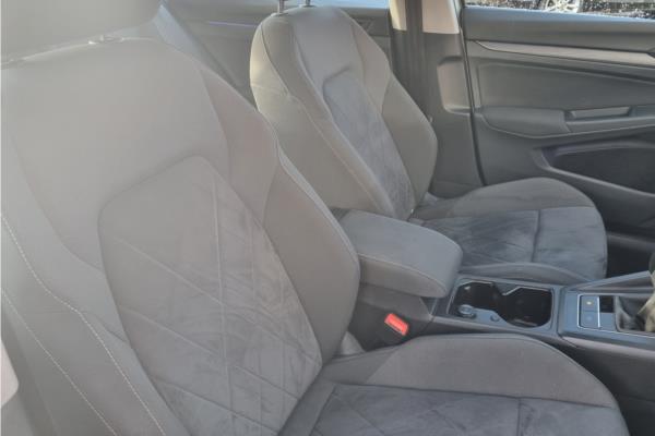 Non Franchise 2020 Volkswagen Golf 1.5 TSI Style Hatchback 5dr Petrol Manual Euro 6 (s/s) (130 ps) - Fabic - Cloth, photo 29