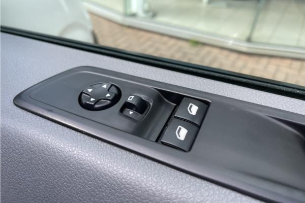 2020 Vauxhall Vivaro 1.5 Turbo D 2900 Dynamic Panel Van 6dr Diesel Manual L2 Euro 6 (s/s) (100 ps) - Cloth, photo 22