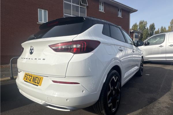 2022 Vauxhall Grandland 1.6 13.2kWh Ultimate SUV 5dr Petrol Plug-in Hybrid Auto Euro 6 (s/s) (225 ps) - Leather, photo 8