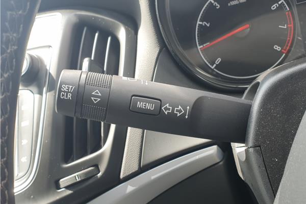 2017 Vauxhall Zafira Tourer 1.4i Turbo SRi Nav MPV 5dr Petrol Auto Euro 6 (140 ps) - Cloth, photo 27
