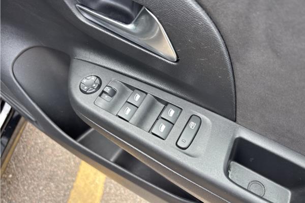 2023 Vauxhall Corsa 1.2 Turbo Ultimate Hatchback 5dr Petrol Manual Euro 6 (s/s) (100 ps) - Cloth/Alcantara, photo 22